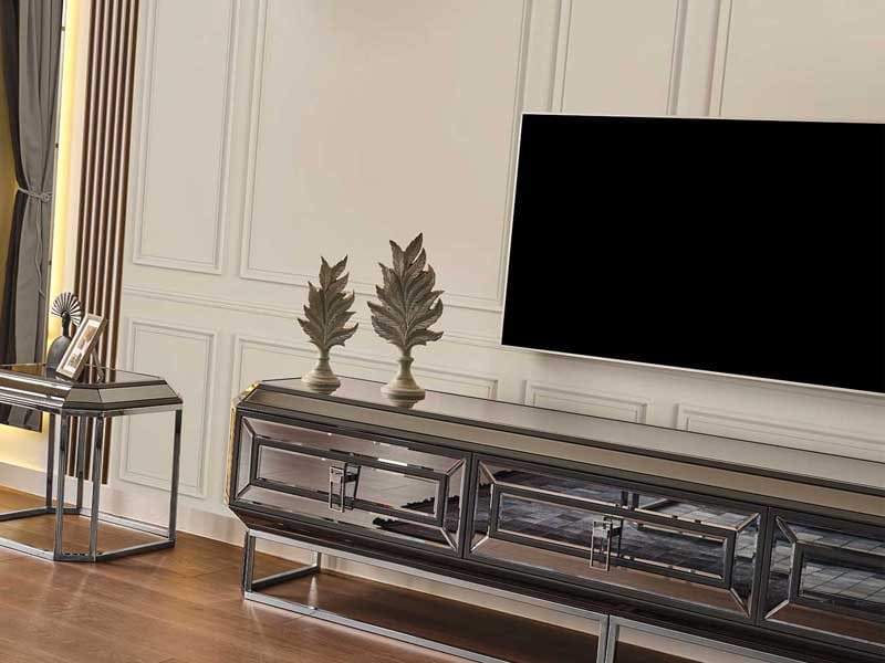 Gucci Tv Ünitesi